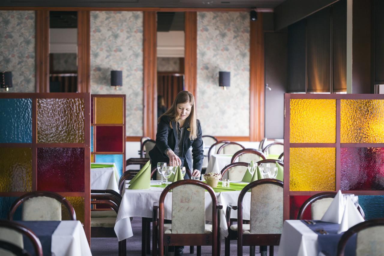 Hotel Jaemsae Eksteriør bilde